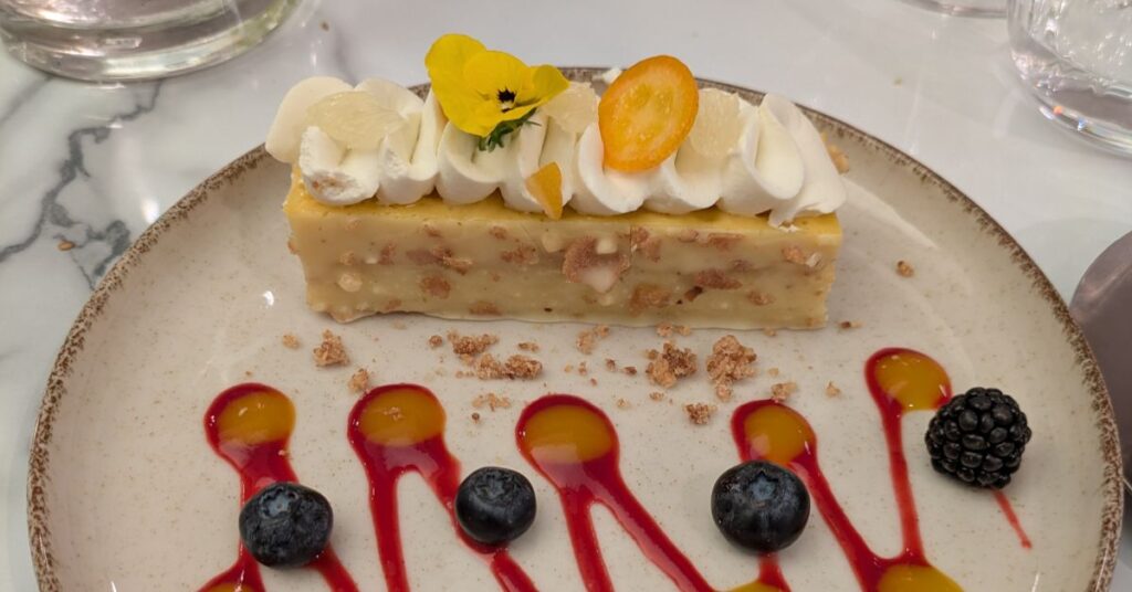 Citrus finger pastry